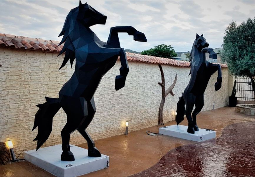 caballo-escultura-acero-sculpturewoyto-corazon-salvaje-3